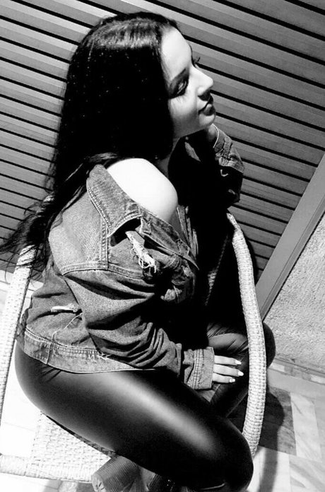 Theodwra Drinia star du porno gratuit photo