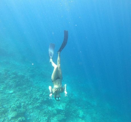 Sarah Connor star du porno parfaite des photos