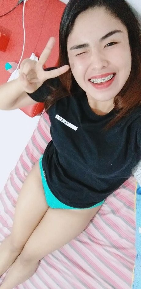 femboy à grosse bite onlyfans sexe érotique des photos