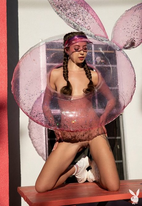 Lauryn Wolfe étoile xxx image