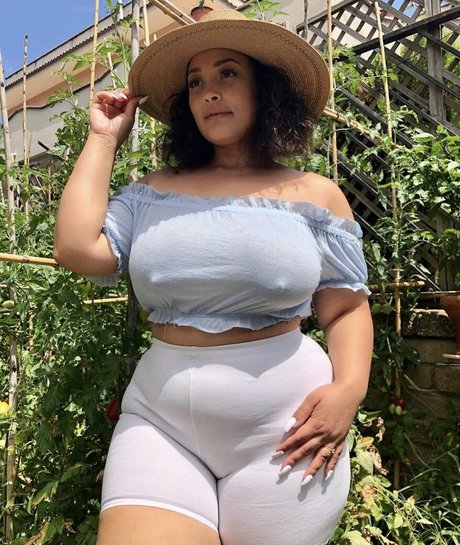 therealnatalie haut modèle archive