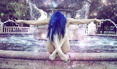 Leva Bates étoile sexy images