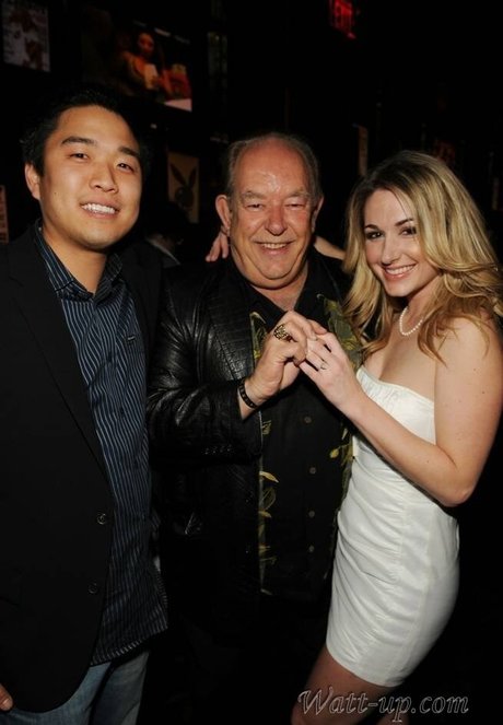 Andrea Lowell actrice nue archive