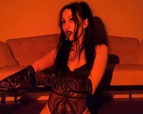 Luciiiford étoile nue image