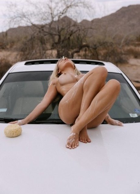 Polina Aura meilleure star du porno photos