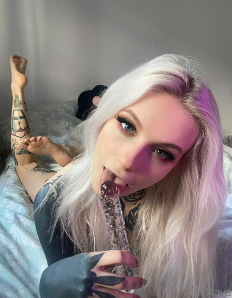 nava nextdoor star exclusive img