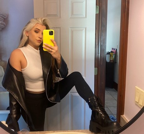 Sweeettails modèle chaud galerie