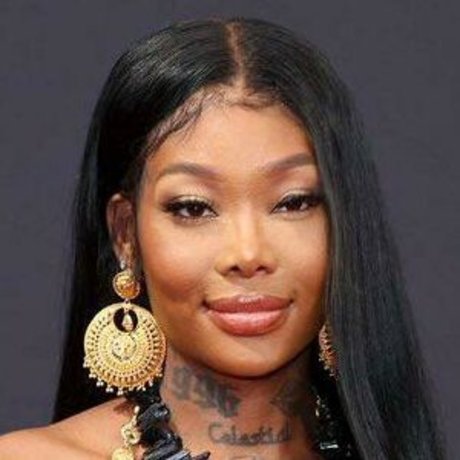 Summer Walker star du porno hd collection