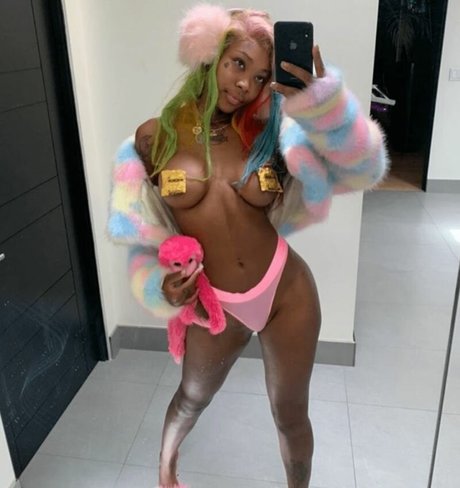 Summer Walker art de star du porno img