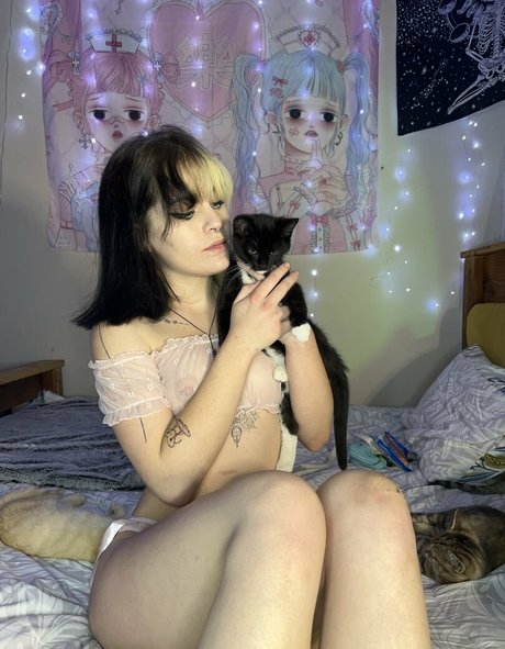 Skye Wilson joli modèle archive