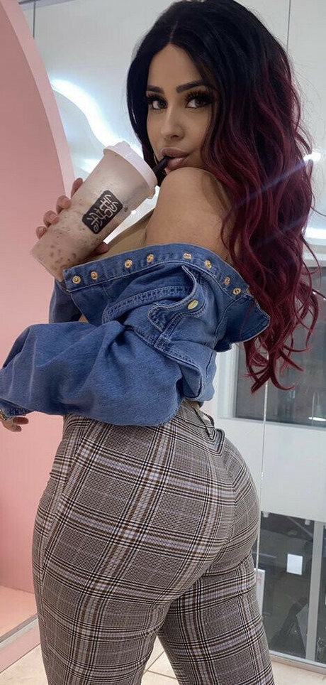 Claudiamolina a modèle parfait galerie