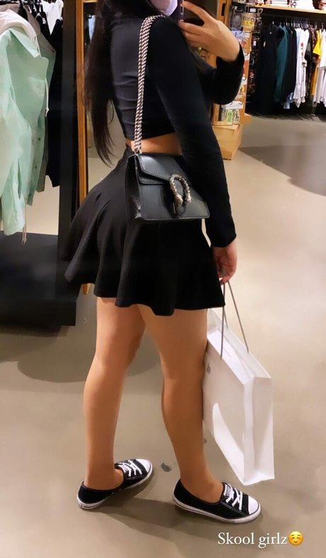 Tima Ibrahim modèle sexy des photos