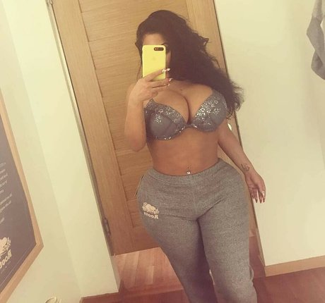 Amanda Rose Teig modèle érotique galeries