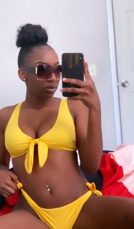 throatog top star image