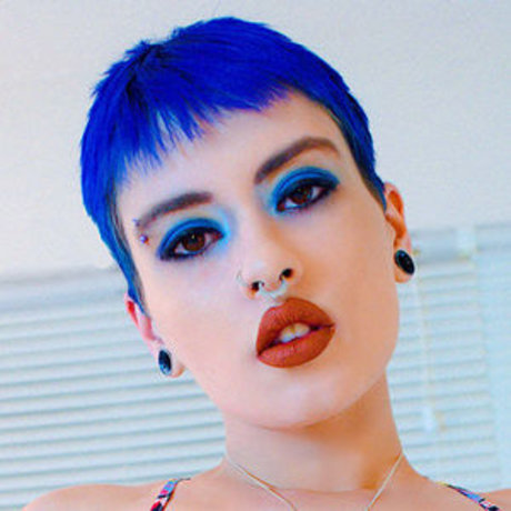 Taylor Evanchak nus étoiles des photos