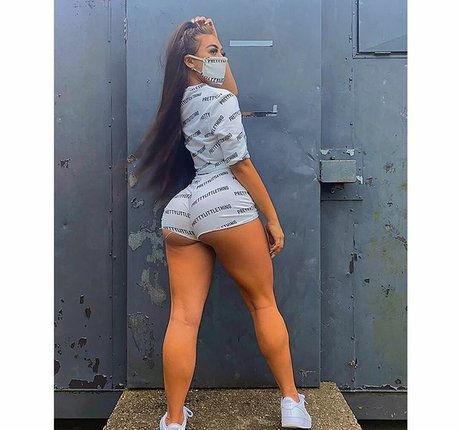 maman ébène onlyfans bon des photos