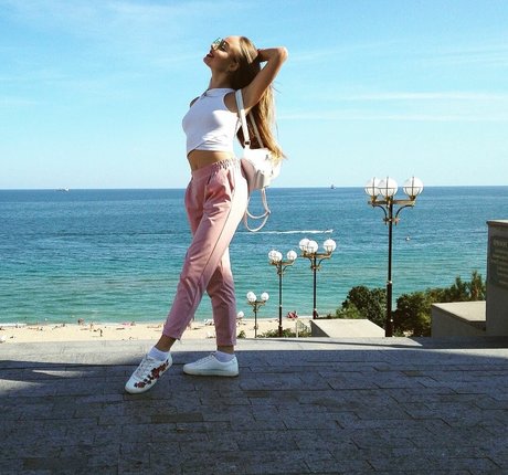 Tatiana Baytalenko étoile nue image