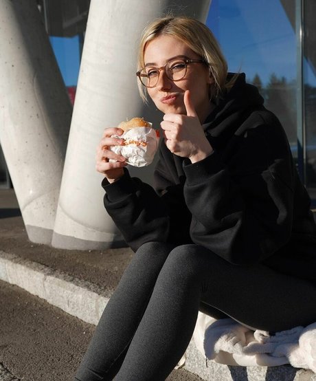 veylaneey meilleure star du porno img