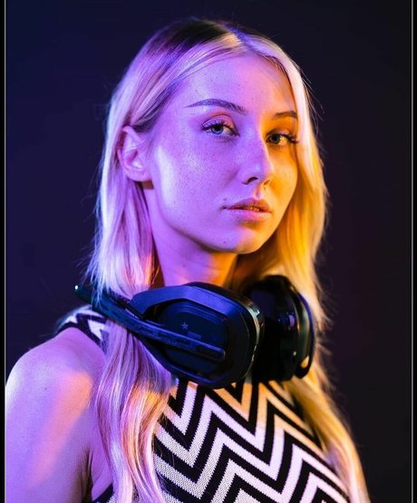 veylaneey actrice de nus archive