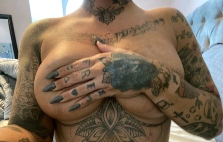 hippies uniquementfans libre nu des photos