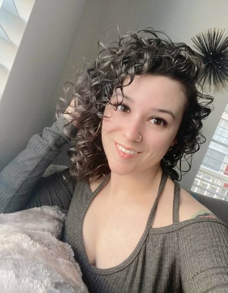 LadyDevann actrice adulte photo