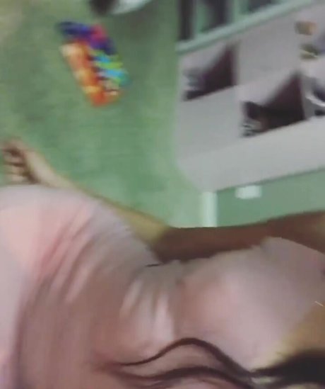 Misshannahb modèle pornographique galeries