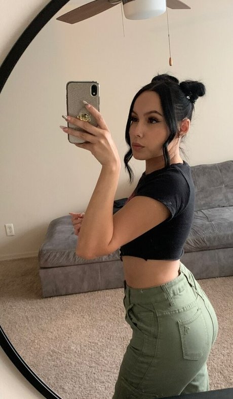 Alejandramariaxo modèle artistique img