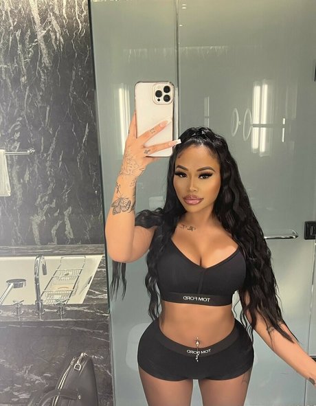 lissythedoll modèle chaud galerie