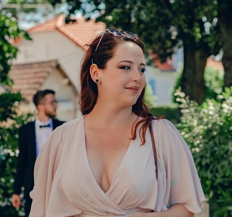 Shakaam actrice de nus photos