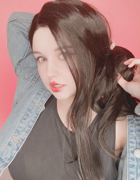 MintyMiyako beau modèle photos