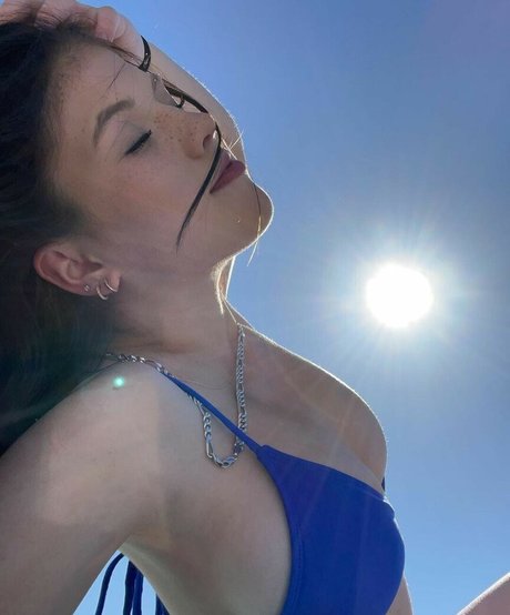 Lauren Suzaanne star exclusive photos