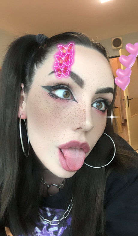 ana uhiram actrice de sexe img