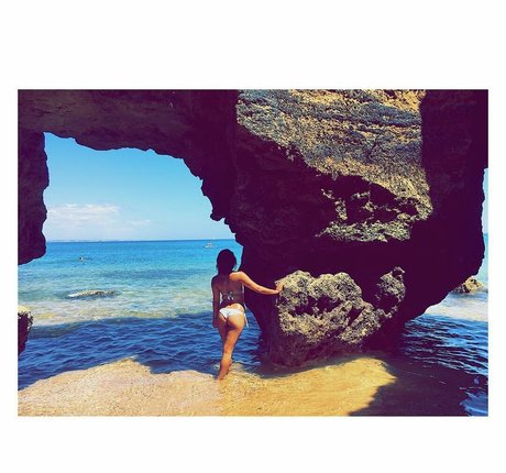 Janelle Ha star du porno en haute qualité galerie