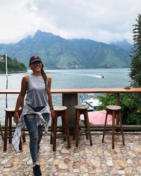 Janelle Ha star du porno belle photos