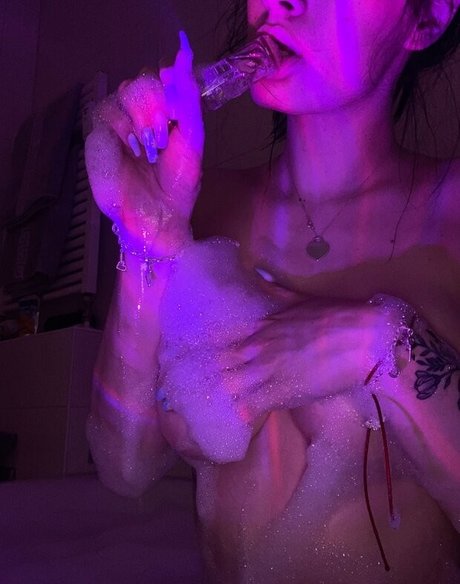 Jordy Offiziell actrice érotique archive