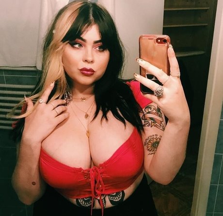 RebelRebellll actrice adulte galerie