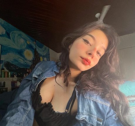 Analia Shimizu modèle hd galerie