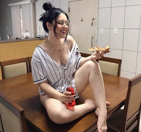 Brendamaiarap modèle meilleur des photos