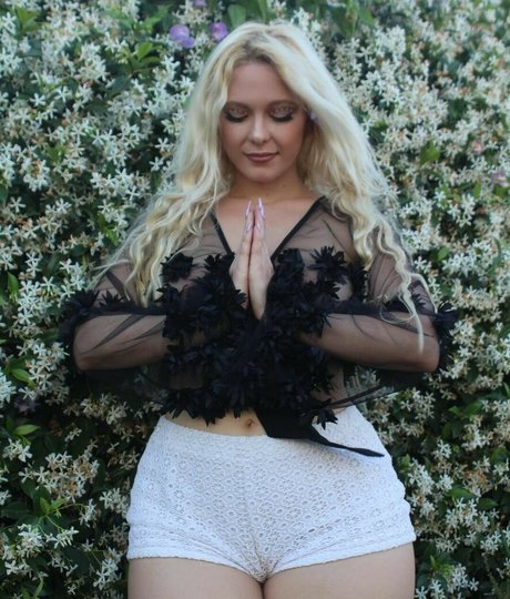 amethystfaymusic modèle exclusif images