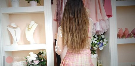 Alice Kelly star du porno gratuite photos