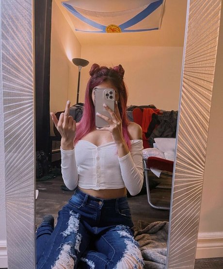 Bhavika Shah star du porno en haute qualité des photos