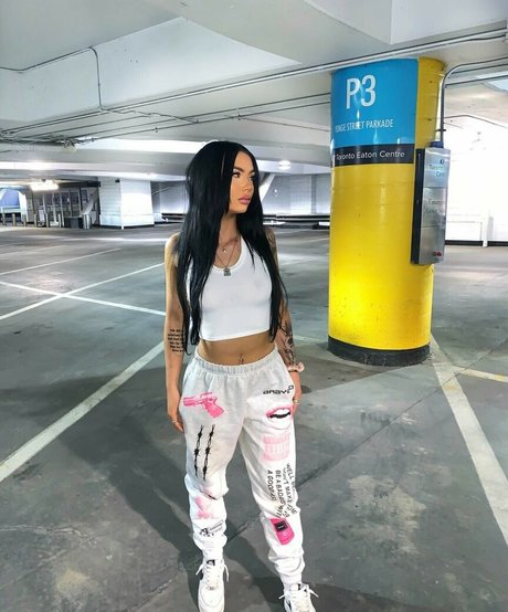 Bailey King mannequin des photos