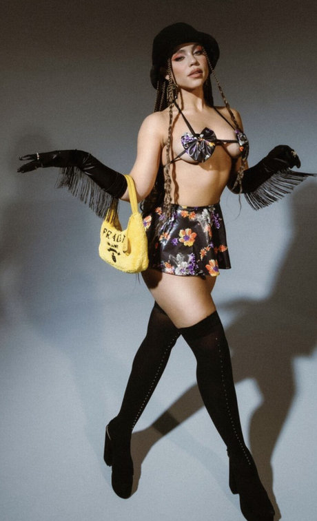 jolie pipe onlyfans assez hd image