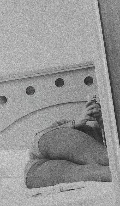 babyyangel___ actrice de sexe des photos