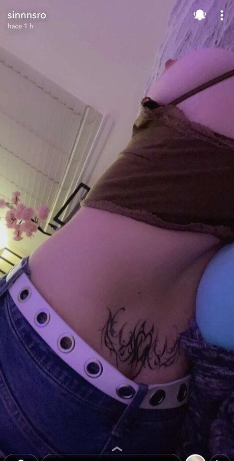 Annika Grace étoile nue image