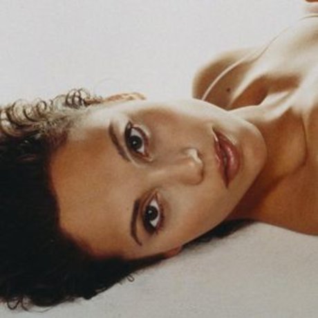 Elizabeth Berkley star du porno en haute qualité galeries