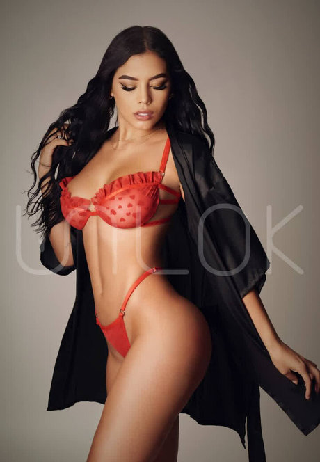 emilymatutt modèles nus des photos