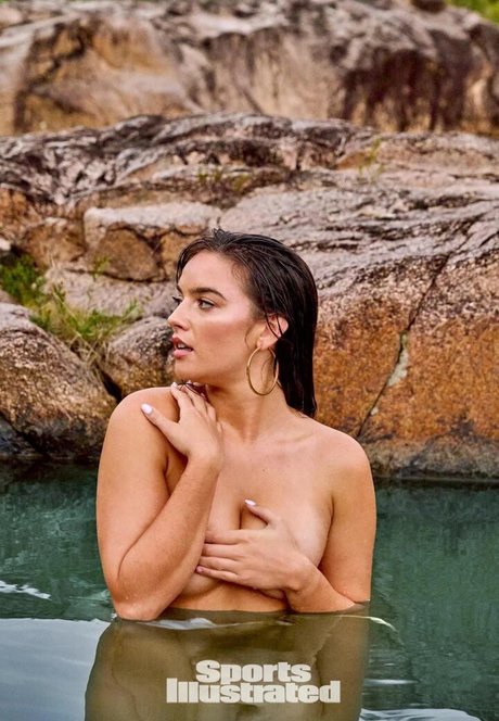 Natalie Mariduena xxx étoile photo