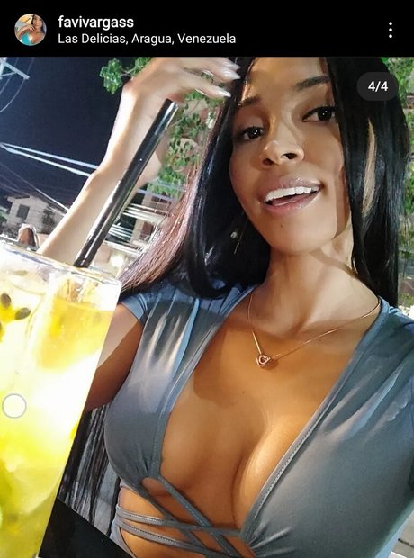 Faviola Vargas actrice parfaite des photos