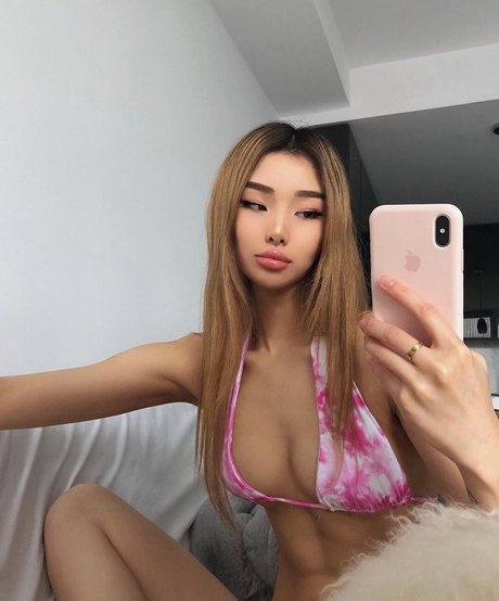 bbymari actrice de nus photo